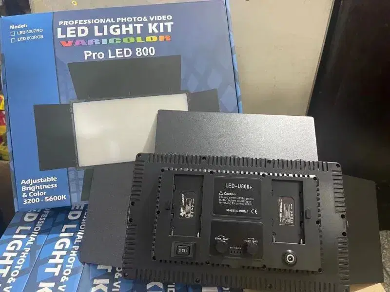 Professional Photo & Video Led Light Kit Vari-colour Pro Led 800.