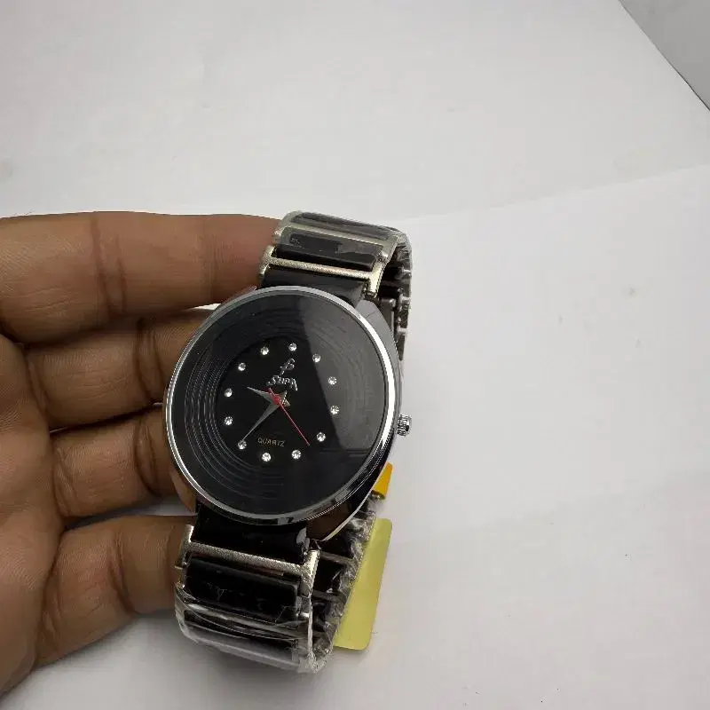 Fashinable Full Black Ceramic Material Round Shape Water Proof Watch For Women