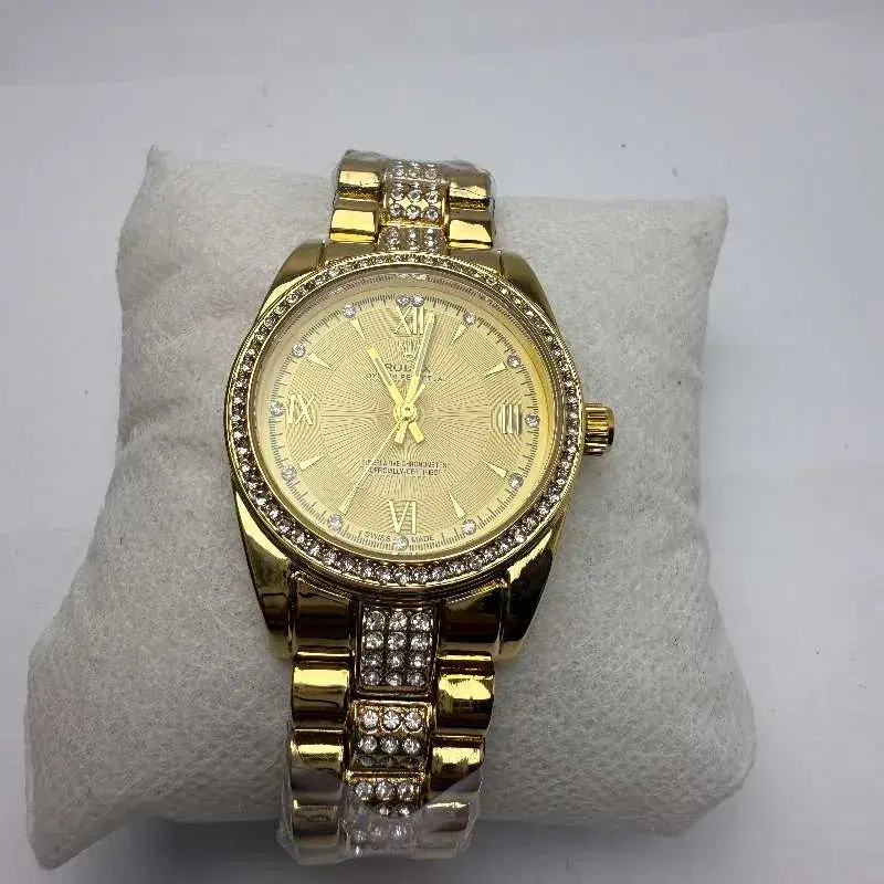 Stainless Steel Round Shape Yellow Dial Fashionable Waterproof Watch For Women