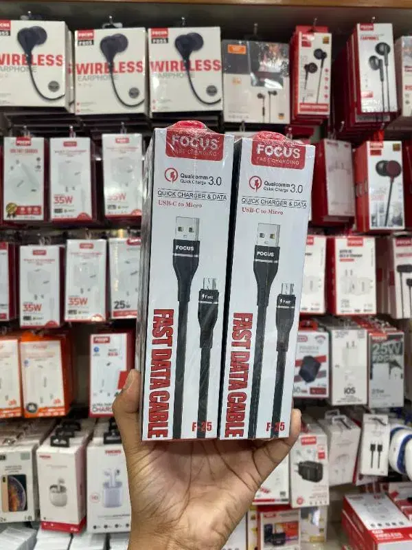 F25 ll Focus Qualcomm Quick Charge 3.0 Data Cable For V8