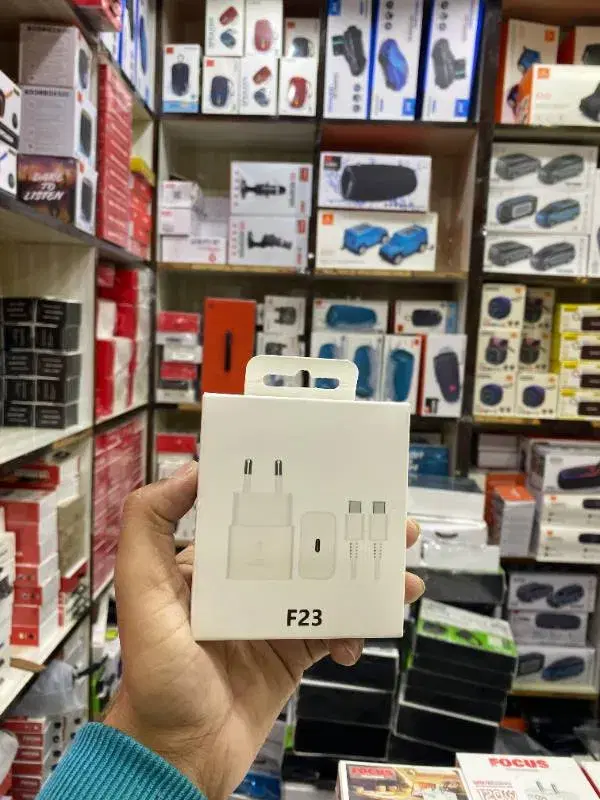 F23 Focus Fast Charging Charger With USB-C to USB-C Data Cable.