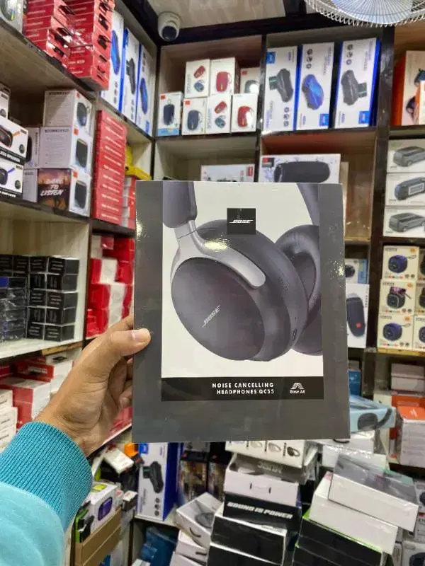BOSE QC55 Noise Cancelling Wireless Headphones|| Super Powerfull Sound & Premium Quality.