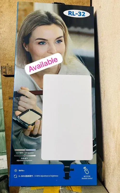 RL-32 LED Video Light Panel With Remote Conrol.