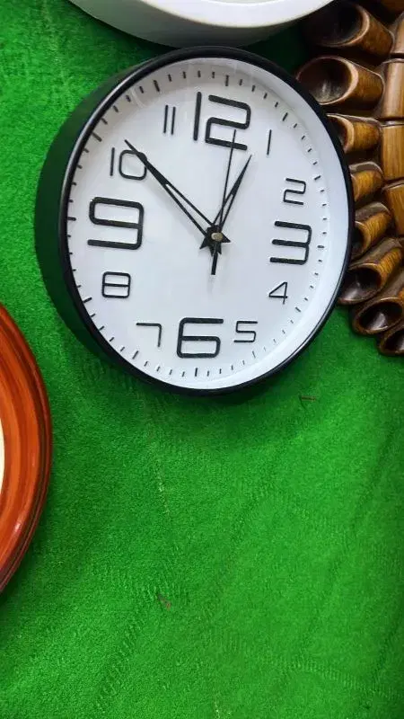 1,2,3,4 Numbering Dial Best Home Decore Premium Quality And Durable Wall Clock