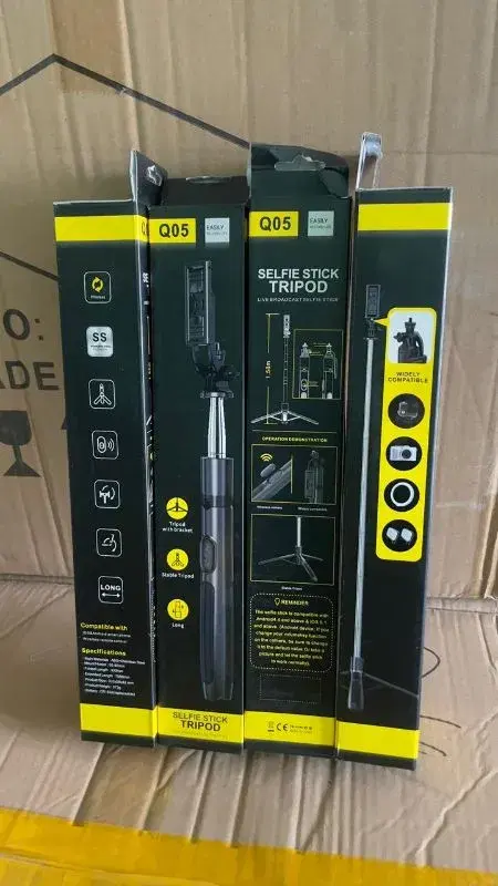 Q05 Selfie Stick With Tripod.