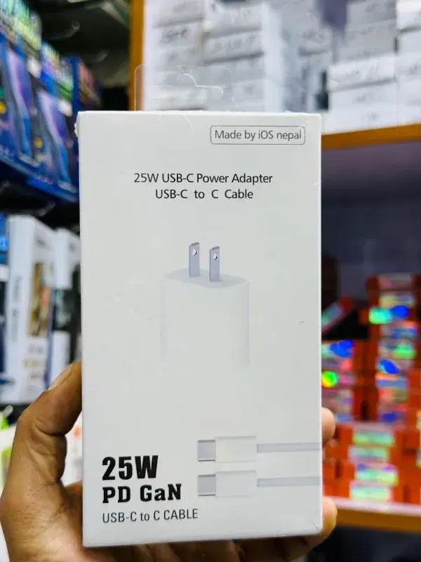 25W PD GAN USB-C Power Adapter With USB-C to C Cable.