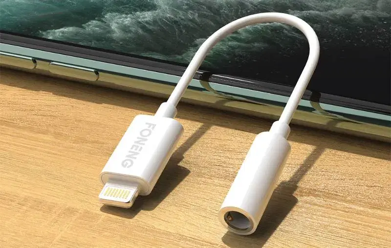 Foneng BM20 Audio Cable female 3.5mm to lightning-10cm.