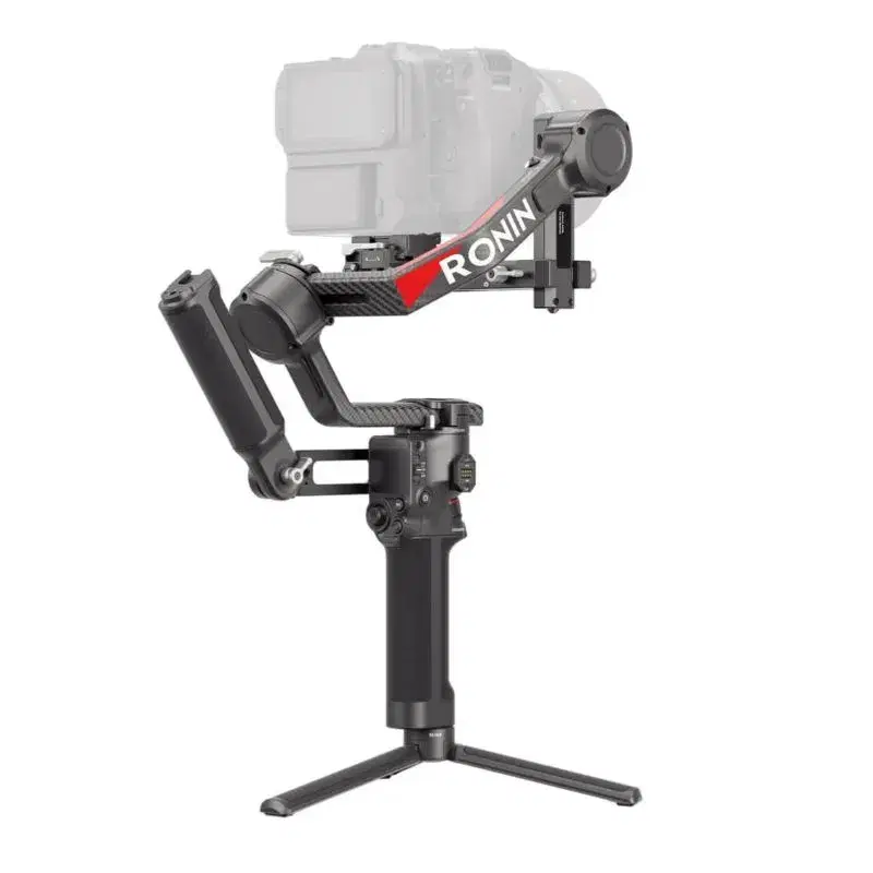 DJI RS 4 Pro Combo Gimbal || Advanced Stabilization for Professional Cinematography.
