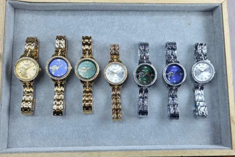 Miracle M040 Women Quartz Round Dial Watches.