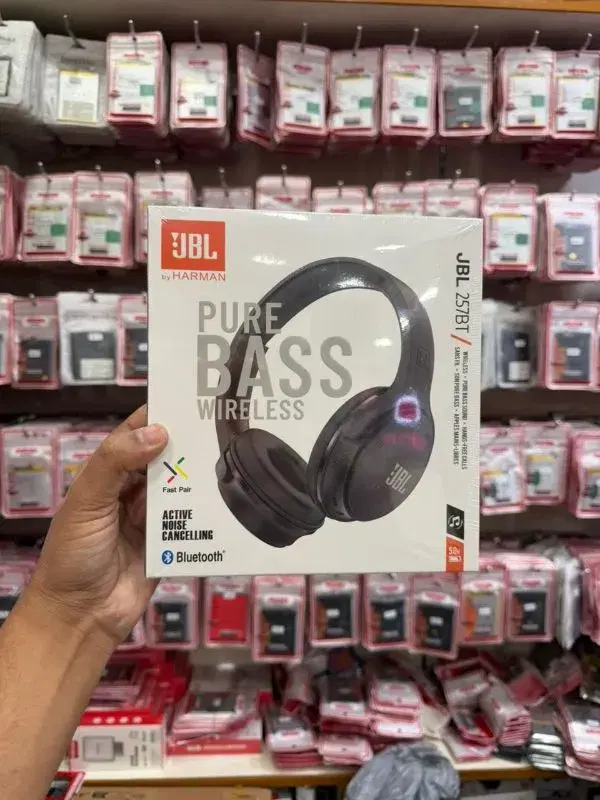 JBL 257BT Pure Bass Wireless Headphones.