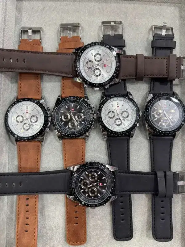Naviforce Quartz Analog Watches With Leather Strap.