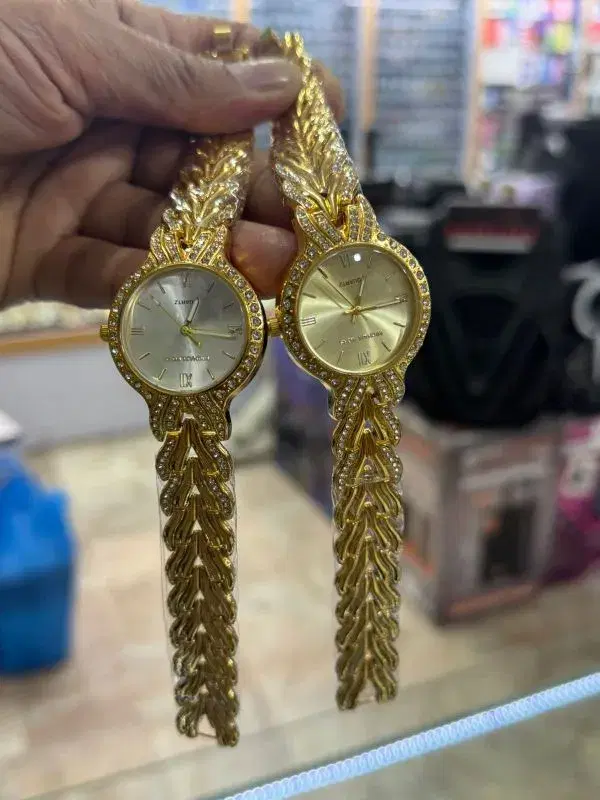 Women Quartz Bracelet Design watches .