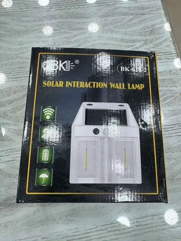 GBK BK-618-2 Solar Interaction Wall Lamp.