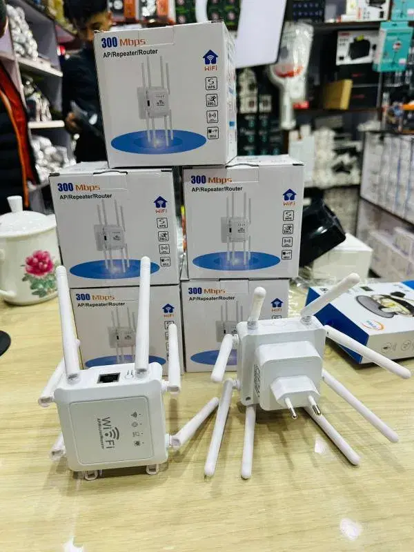 300 Mbps WiFi AP/Repeater/Router.