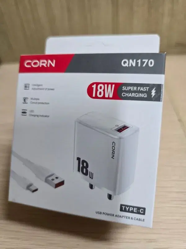 Corn QN170 18W Super Fast Charger with a Type-C USB power adapter and cable.