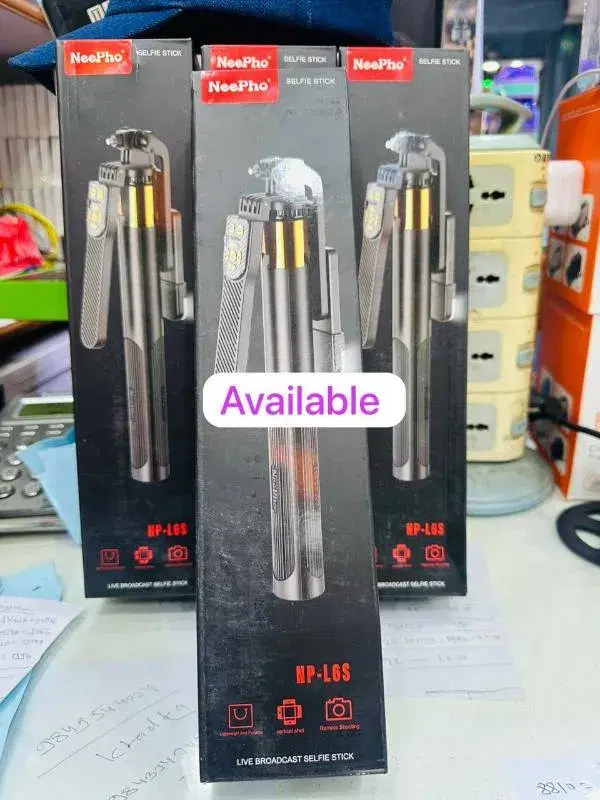 NeePho NP-L6S Live Broadcast Selfie Stick.