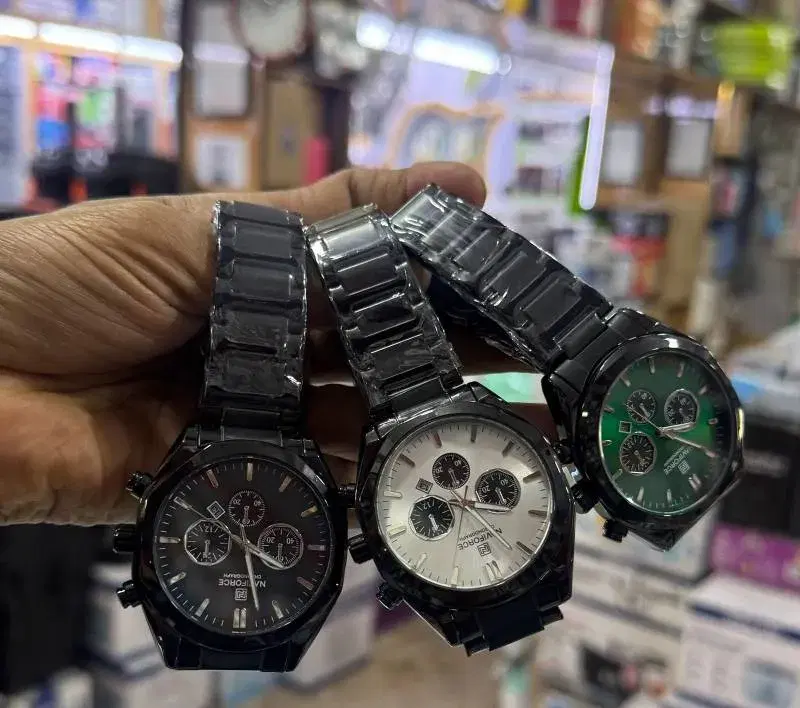 Naviforce brand chronograph wristwatch with a black metal