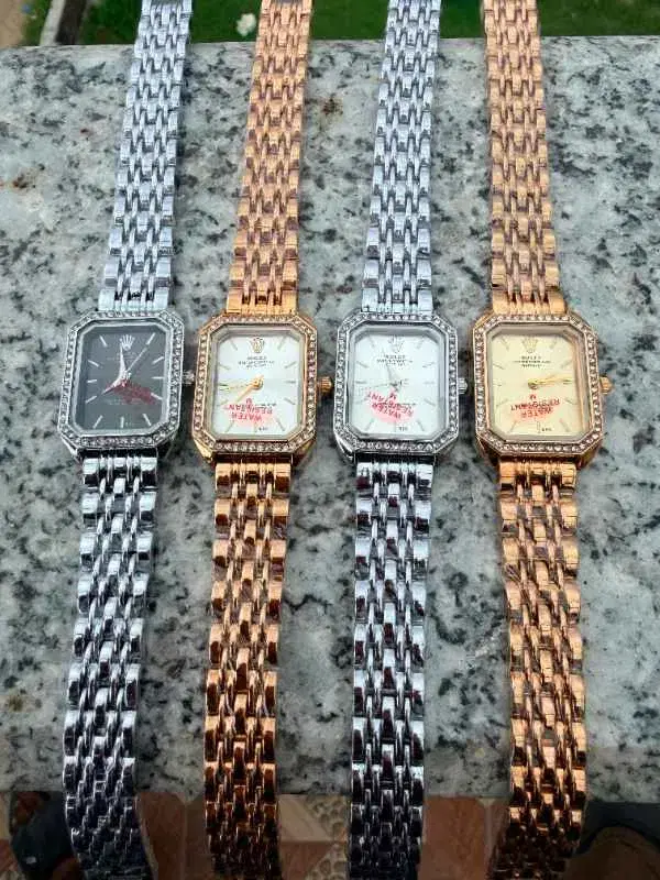 women's bracelet watches aturing square, diamond-set bezels