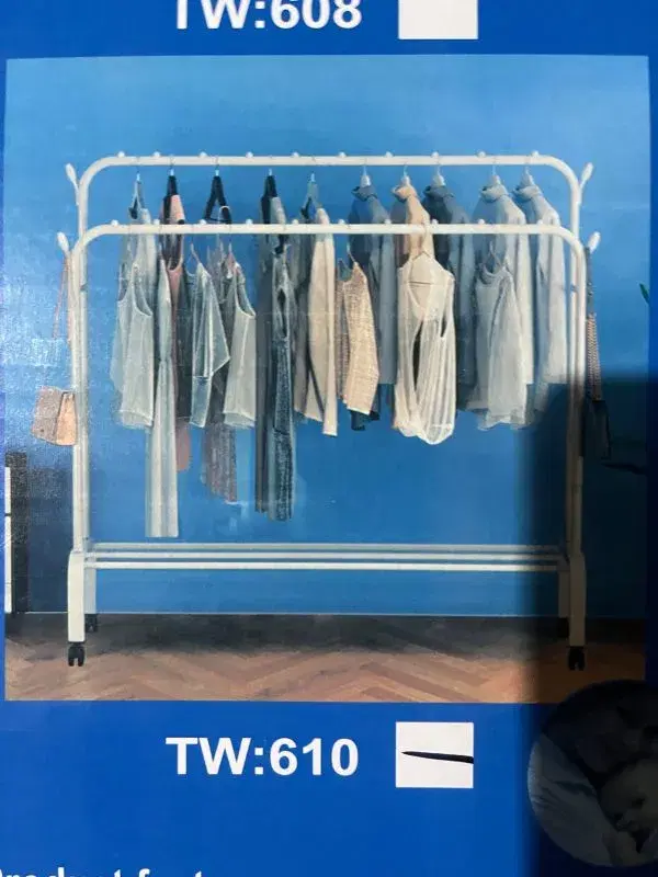 Double rod single shelves hanger