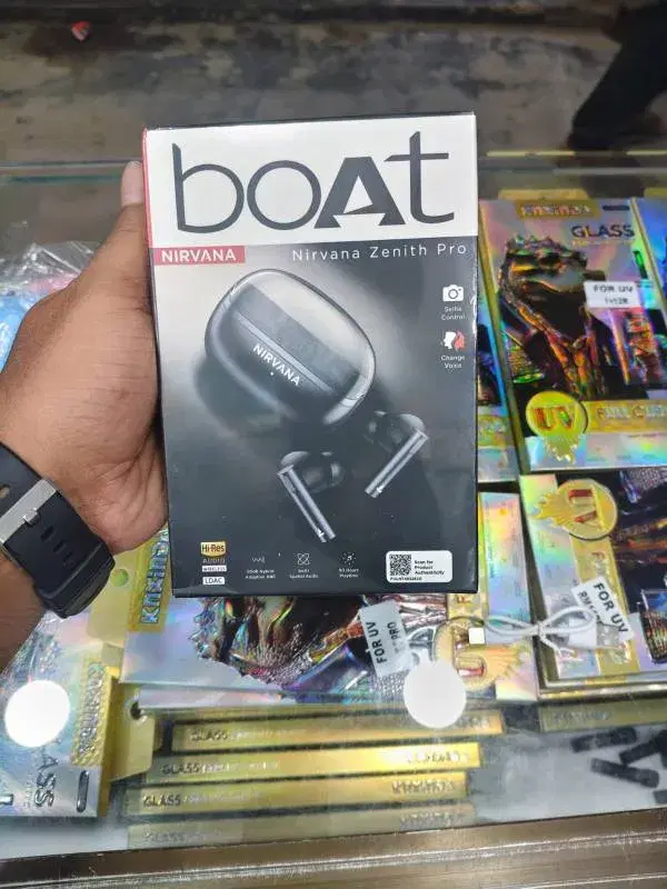 BoAt nirvana zenith pro model- 1st Copy