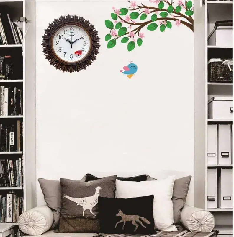 Unique Casual Wall Clock For Decoration
