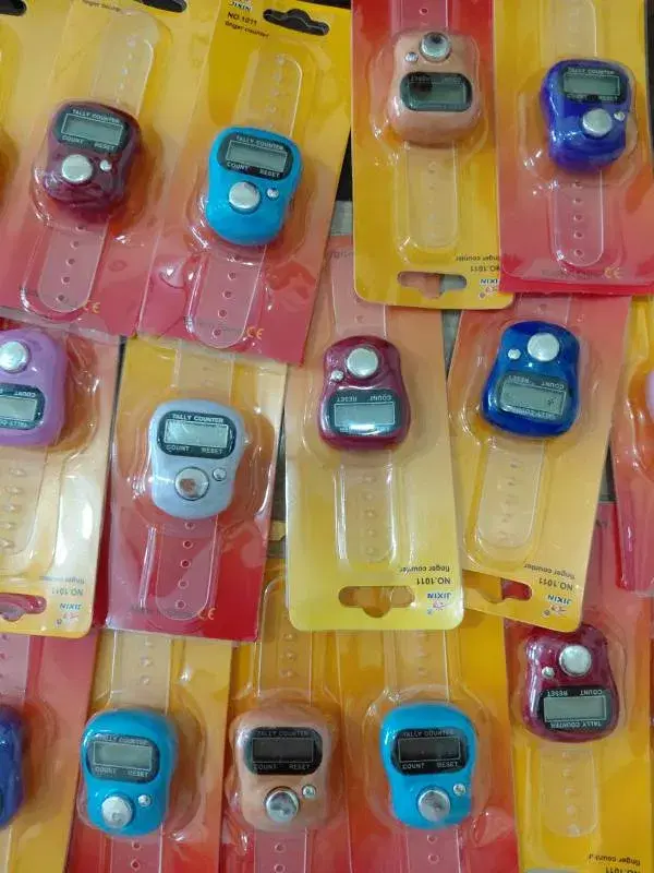 Finger Counter, Finger Portable Hand Finger Counting Machine Digital Head Electronic Tally Counter