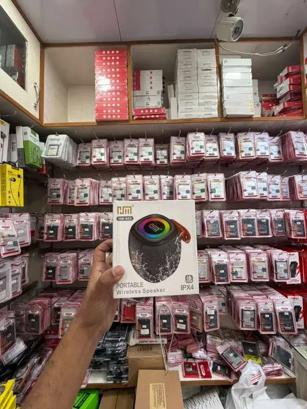 HM-805 PORTABLE WIRELESS SPEAKER
