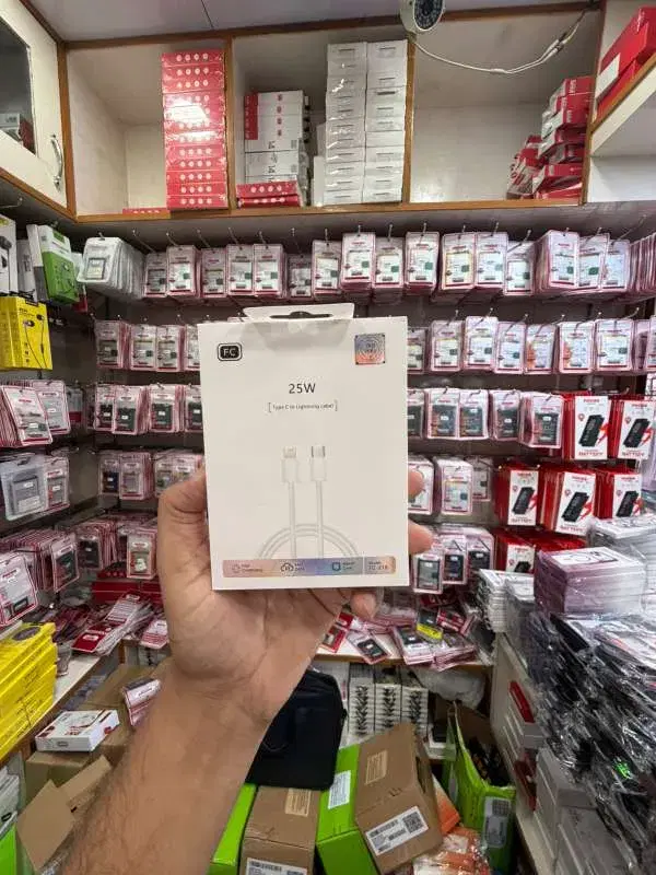 FC-215 TYPE C TO LIGHTNING CABLE
