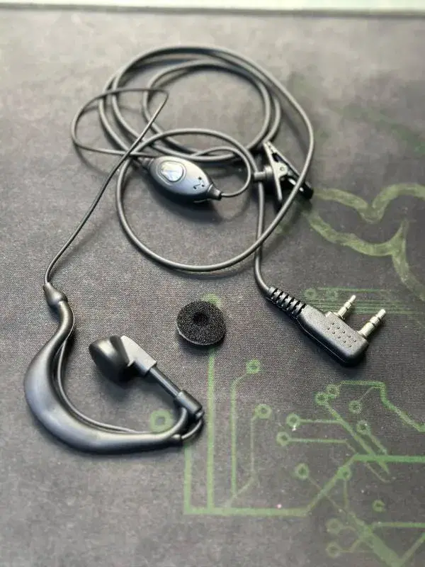 Walkie talkie earphone
