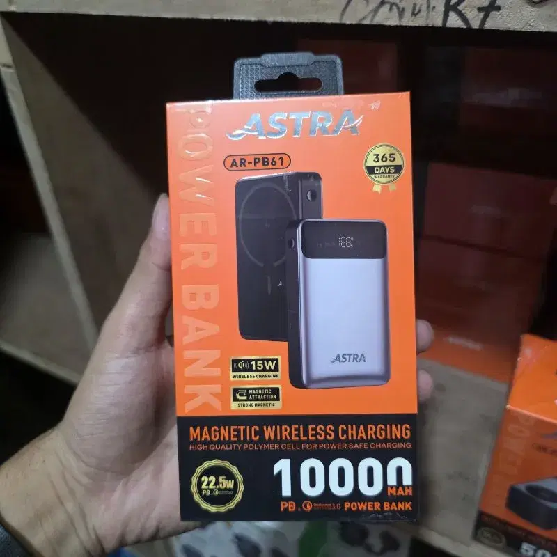 ASTRA Digital Display Mag Safe Ligtning Input Type C Input/Output AR-PB-61 POWER BANK